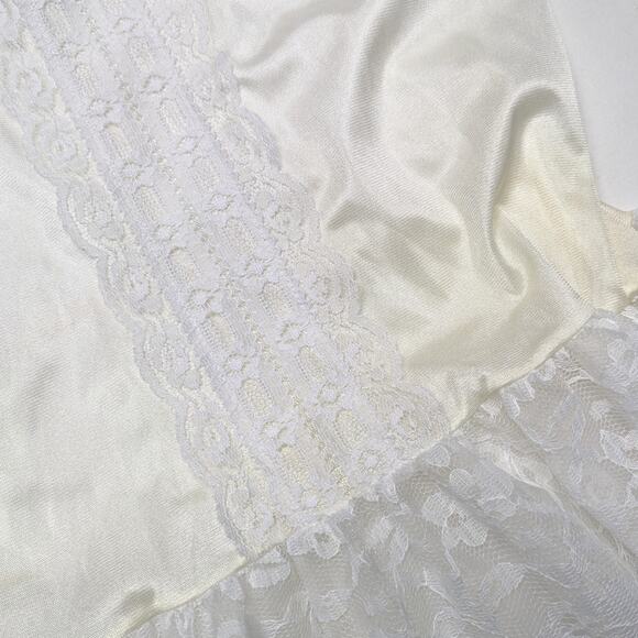 Vintage Slip Girls Size 12 White Nylon Lace - Picture 3 of 6